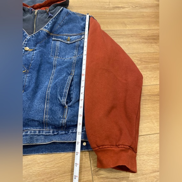 Todays News Jacket - Picture 2 of 6